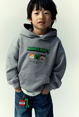 Kids - Merch W38-navcar